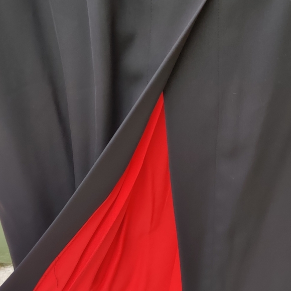 BCBG MAX AZRIA RUNWAY BLACK DRESS NWT - SZ 4 - Picture 10 of 11